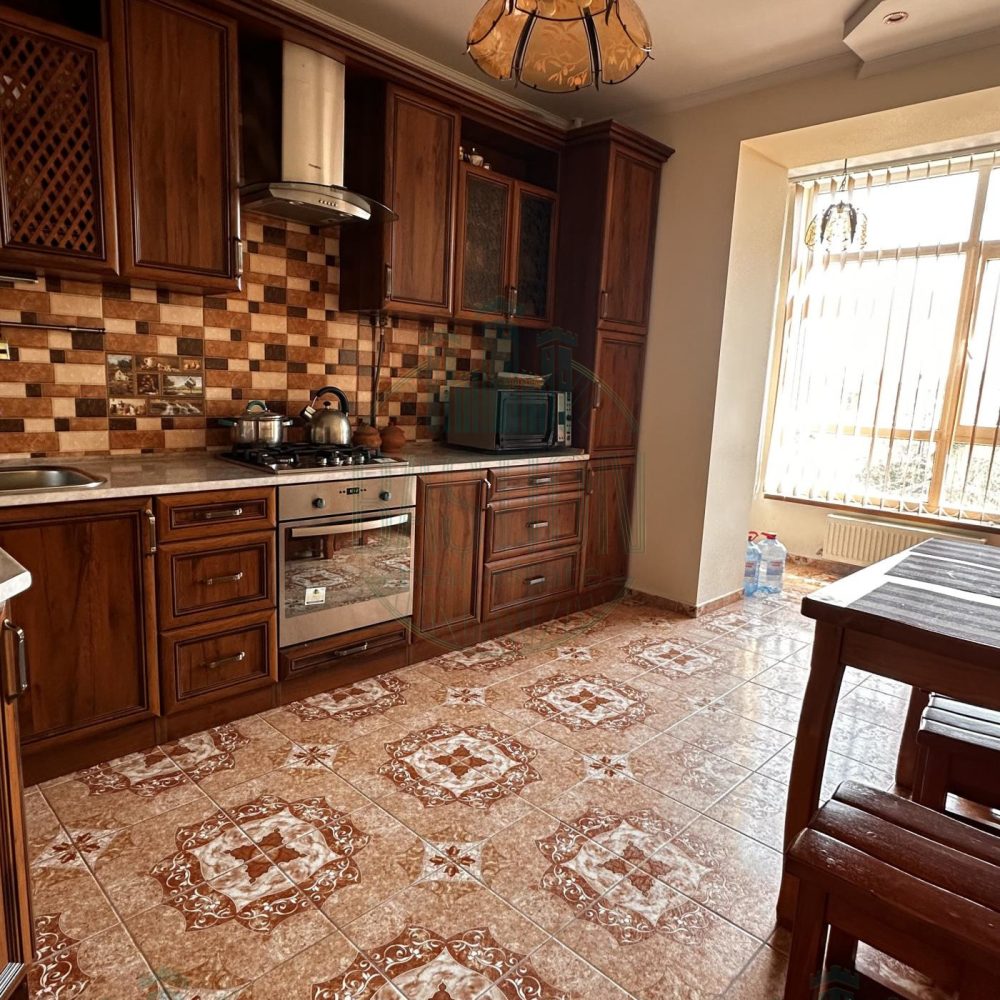 aee987b497a82c24aa599f37a47d2537